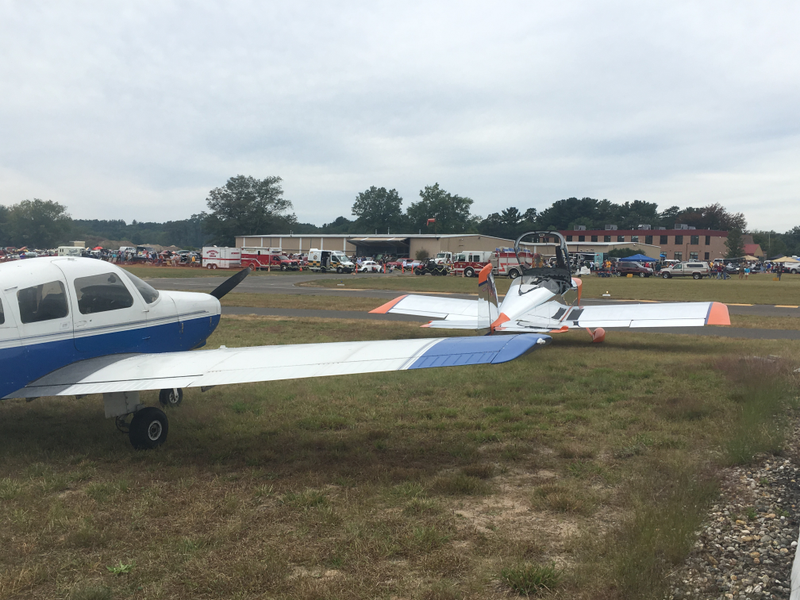 Illustration for article titled Simsbury Fly-In Photodump